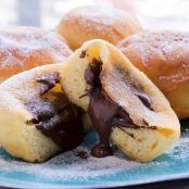 Brötchen mit Nutella-Füllung