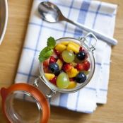 Obstsalat mit Limetten-Honig-Dressing