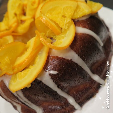 Orangen-Kokos-Gugelhupf