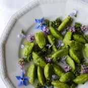 Erbsengnocchi mit Karottengrün-Pesto - Schritt 3