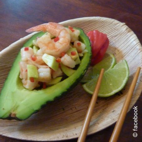 Garnelensalat mit und in Avocado