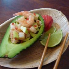 Garnelensalat mit und in Avocado