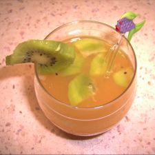 Alkoholfreie Kiwi - Bowle