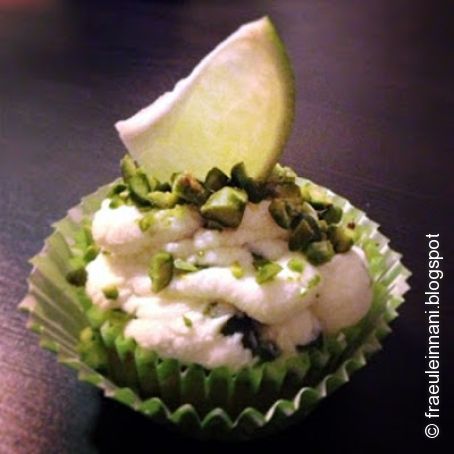 Cupcakes mit Limonen-Pistazien-Frosting