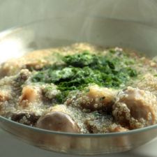 Quinoa mit Champignon-Ragout, vegan
