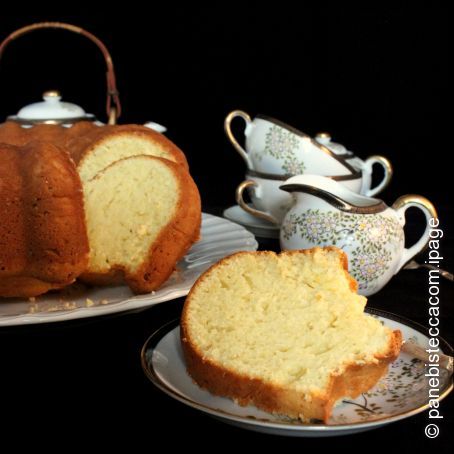 Rahmkuchen mit Zitronengeschmack