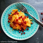 Ananas-Möhren-Salat mit Granatapfel und Ingwer-Honig-Dressing