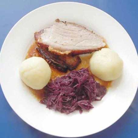 Schweinebraten mit Apfelrotkohl