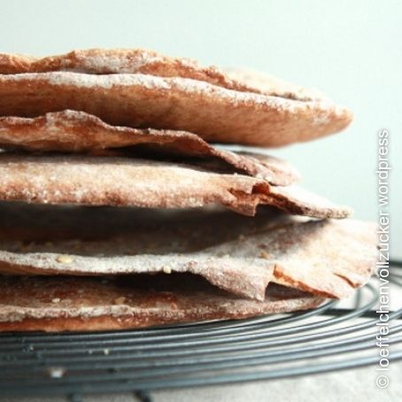 Selbstgemachtes Knäckebrot