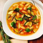 Italienische Gemüsesuppe mit Nudeln