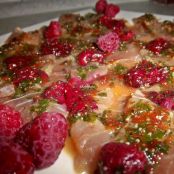 Thunfisch Carpaccio mit Himbeerdressing und Sesam-Crostini - Schritt 3