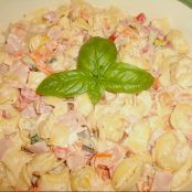 Tortellinisalat