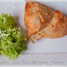 Ziegenkäse-Honig Taschen