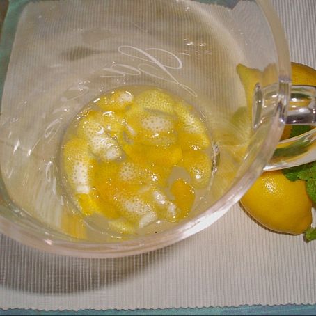 Zitronenlimonade