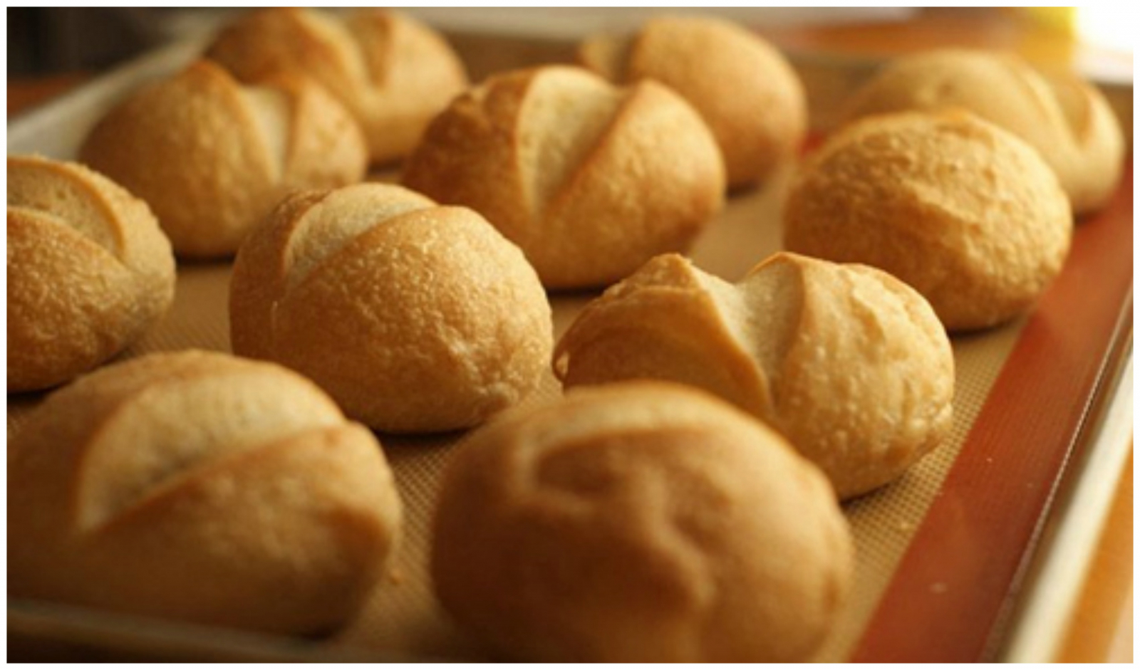Luftig lockere hausgemachte Brötchen aus nur 3 Zutaten