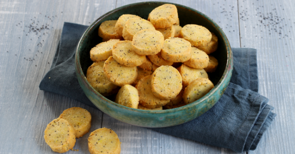 Jetzt wird&amp;#39;s herzhaft: leckere Kekse mit Parmesan, Curry und Mohnsamen