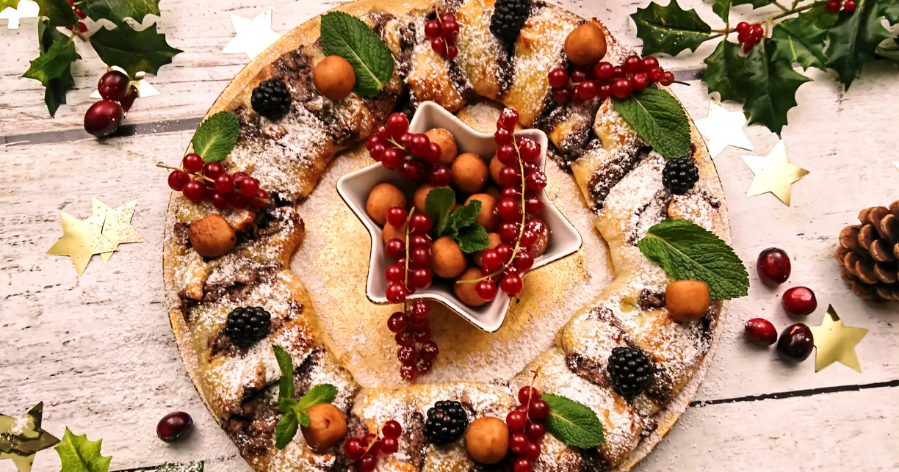Süßer Adventskranz mit Nuss-Nougat-Creme
