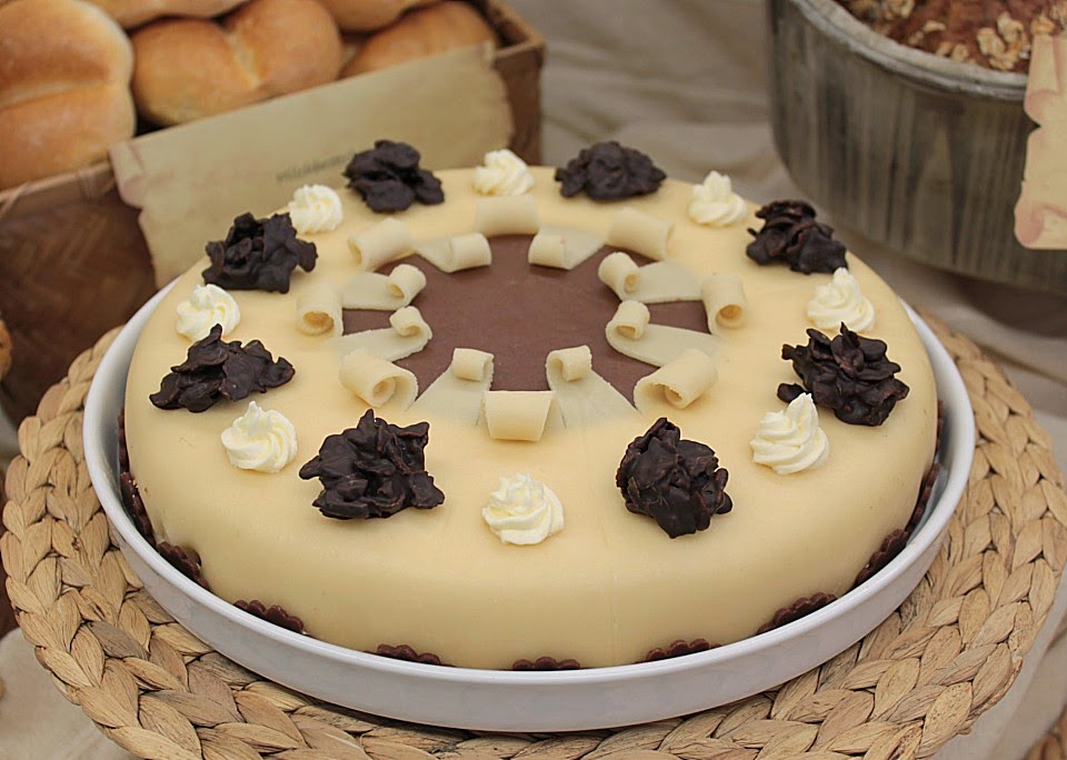 Eikos Buttercreme - Marzipan - Torte (4/5)