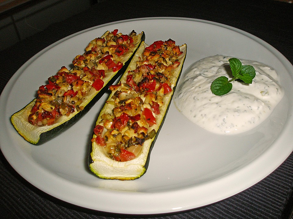 Leckere Rezepte für gefüllte Zucchini vegetarisch