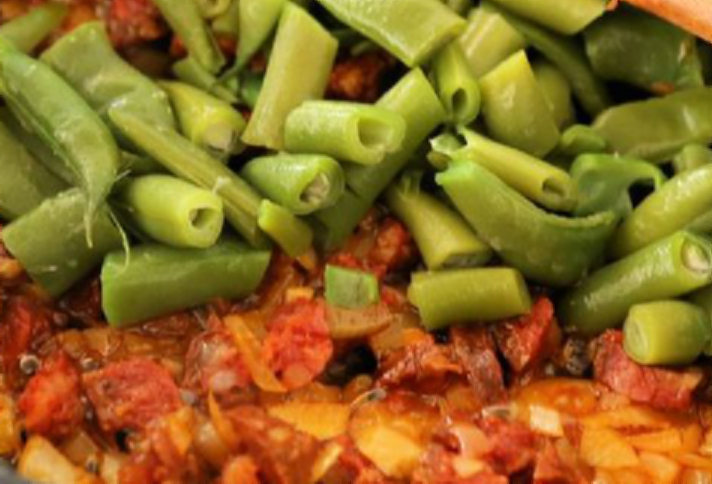 Spanischer Eintopf mit grünen Bohnen und Chorizo (2.7/5)