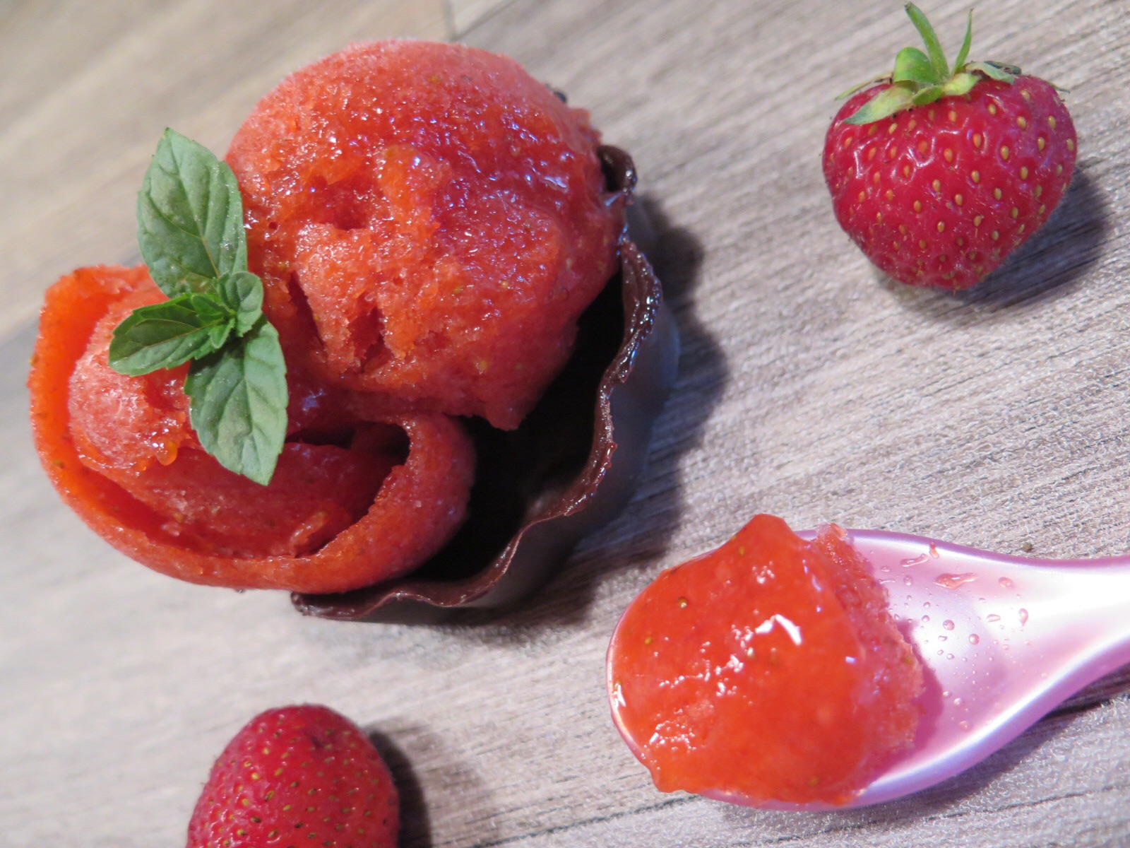 Erdbeere-Limetten Sorbet (2.5/5)